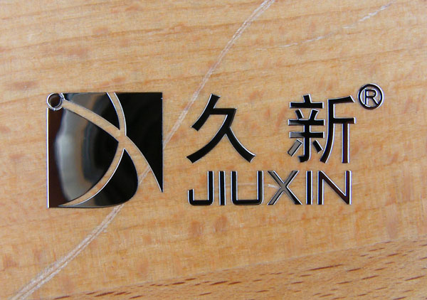 什么是金屬標牌?